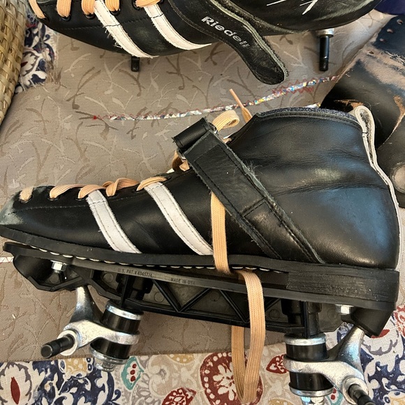 Riedell 265 Sunlite Fugitive Indoor Speed Skates - Picture 2 of 4